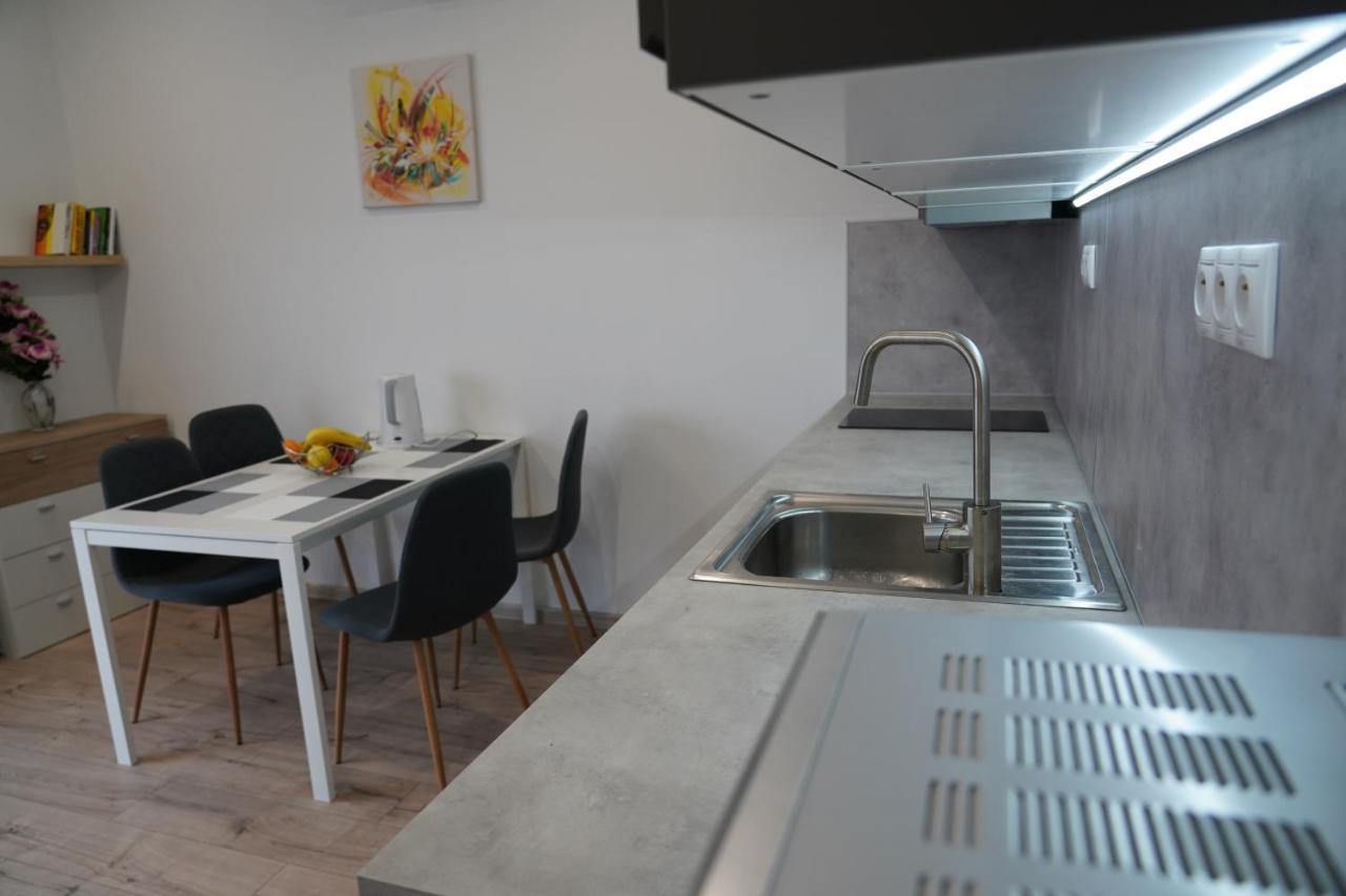 Apartman Zuzana Nesvady Εξωτερικό φωτογραφία