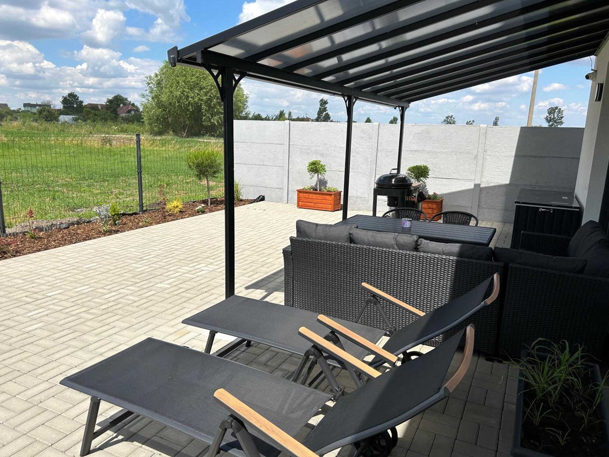 Apartman Zuzana Nesvady Εξωτερικό φωτογραφία